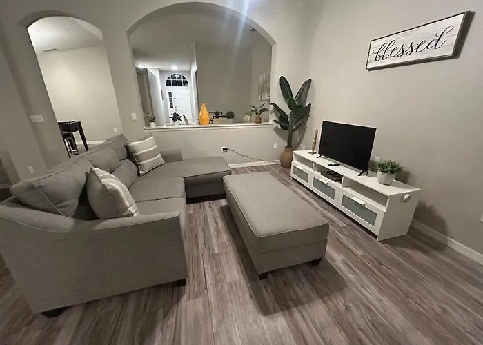 Welcome To Lux Guesthouse!