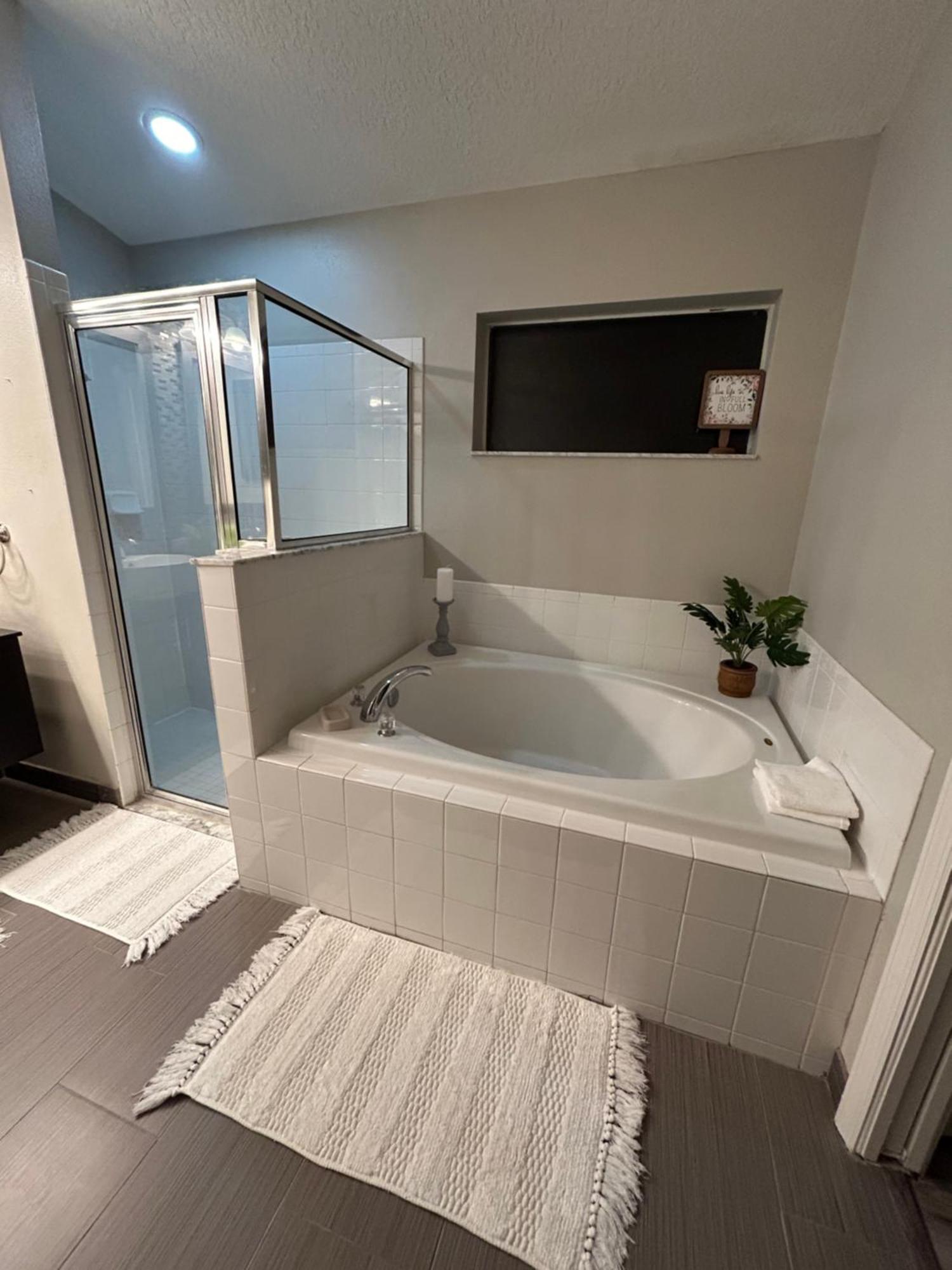 Welcome To Lux Guesthouse! * Ruskin